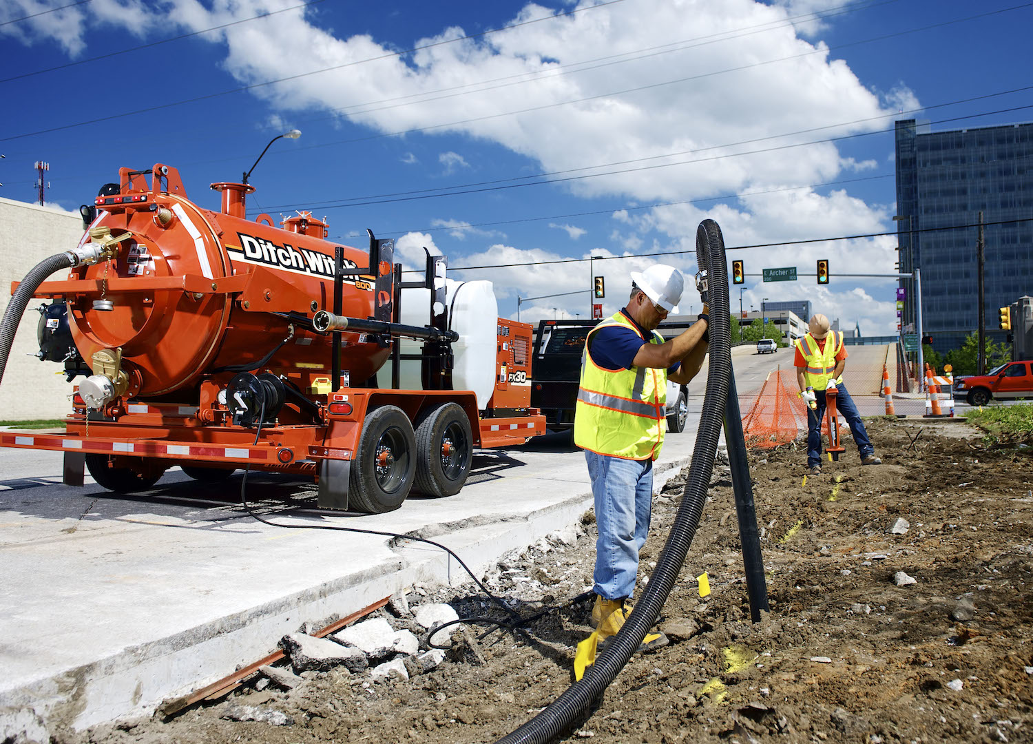 Ditch Witch FX30 vacuum excavator