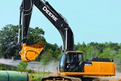 John Deere 380GLC excavator