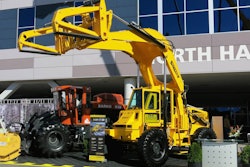 Pettibone_Cary-Lift154