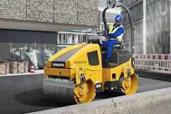 Volvo DD25B double drum compactor