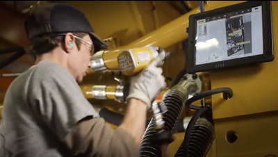 Caterpillar iPad 797F assembly