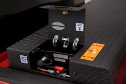 The CNG fuel tank on the 2015 Chevrolet Silverado 2500HD bi-fuel CNG has a capacity of 17 GGE.