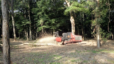 Fecon FTX128L mulching tractor