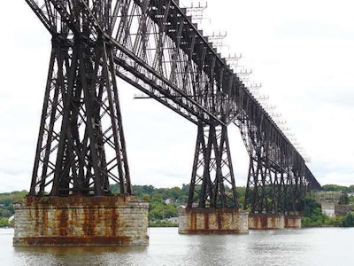 WalkwayOverHudson_P1010176