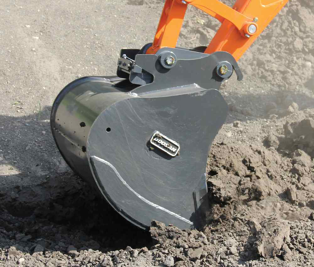 Wedge_lock_coupler_Doosan