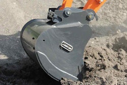 Wedge_lock_coupler_Doosan