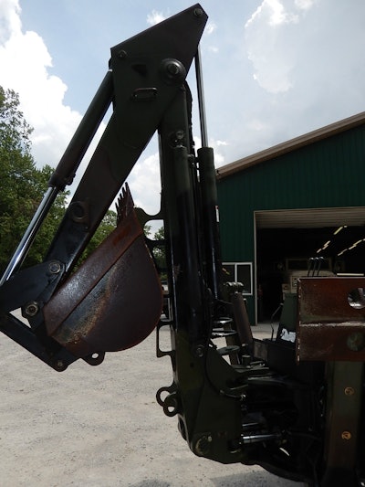 1989 Freightliner:Case Unimog backhoe truck 11