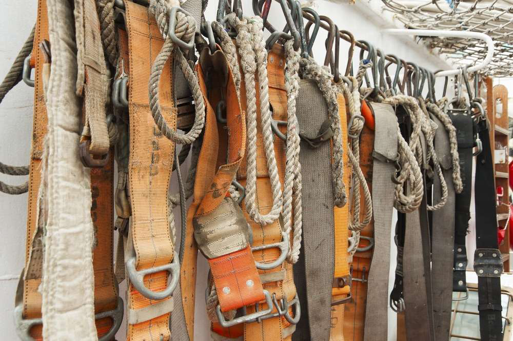 safety-belts-BetterRoads