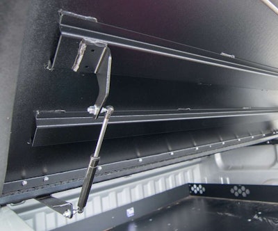 The cover’s gas-assisted shocks allow one-handed operation.