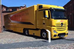 Mercedes-driverless
