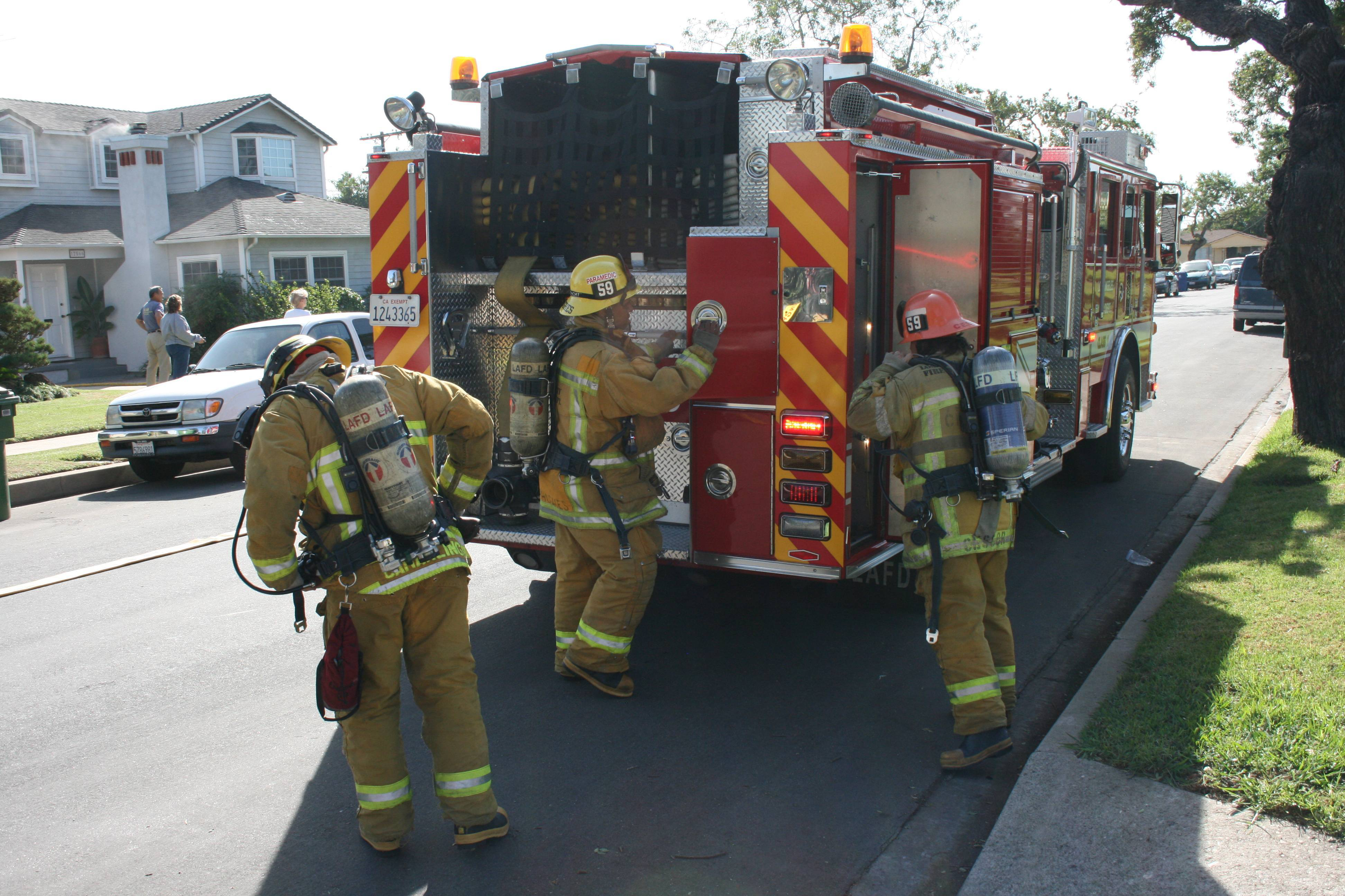 LA_City_Firefighters_Gear_Up