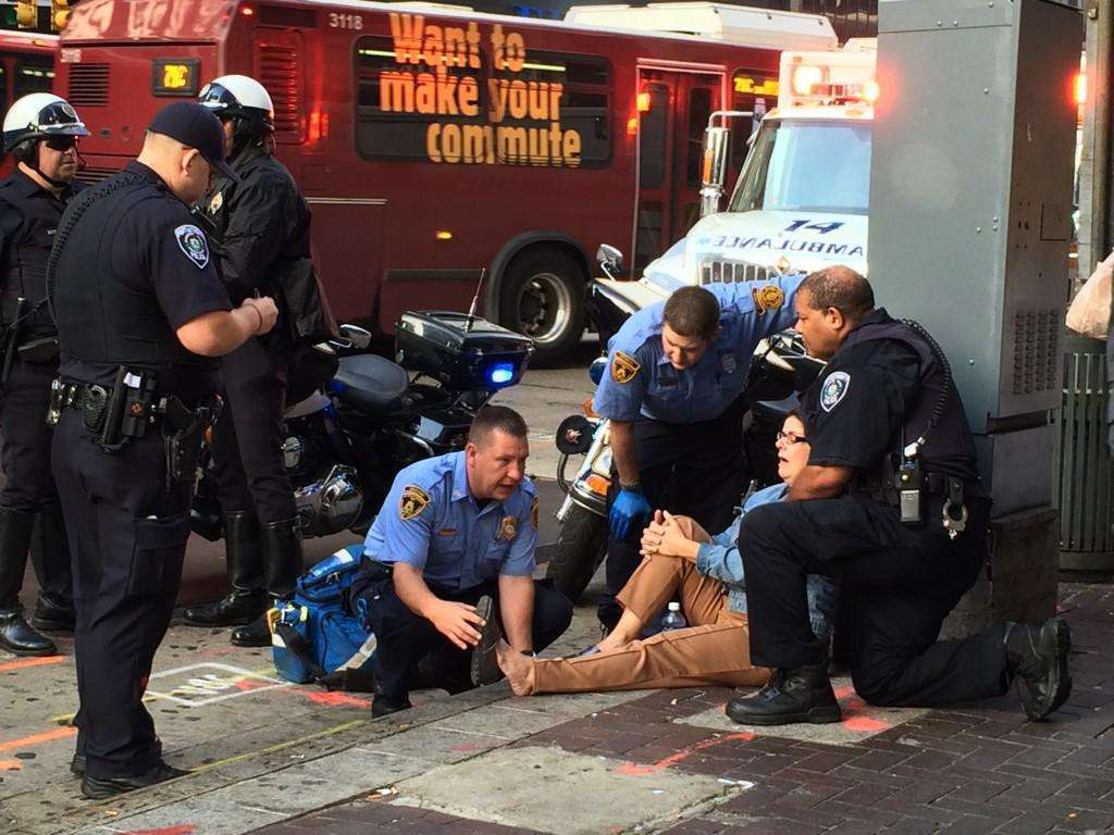 BydiAgpIEAEFFo3.jpg-large