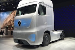 Daimler Mercedes-Benz future truck 2025