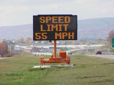 An example of an electronic road sign.
