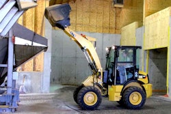 Cat 903C CWL working shot - C10303396