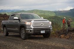 Tundra CrewMax 4×4 has both room and comfort to make any outing a smooth one.