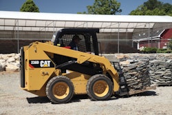 The Caterpillar 236D made the 2013 list of Better Roads‘ Top RollOuts.
