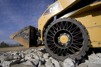 Michelin Tweel on Caterpillar skid steer