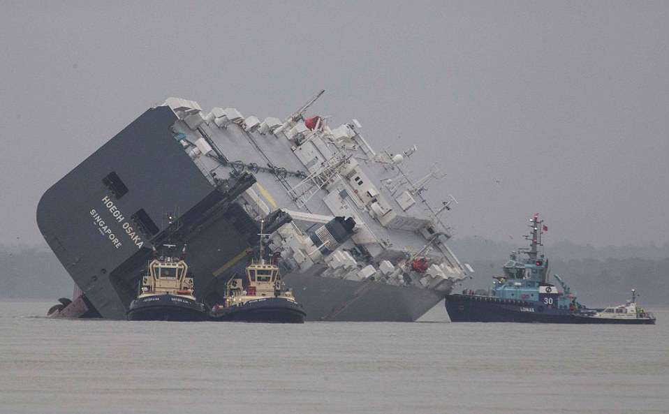 Hoegh Osaka listing JCB construction equipment