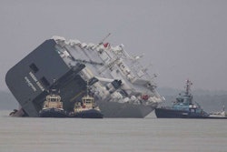 Hoegh Osaka listing JCB construction equipment