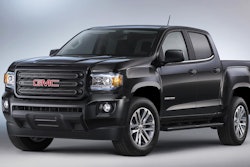 2015-GMC-Canyon-Nightfall-Edition-front-three-quarter-112