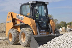 CASE SR240 Skid Steer 2