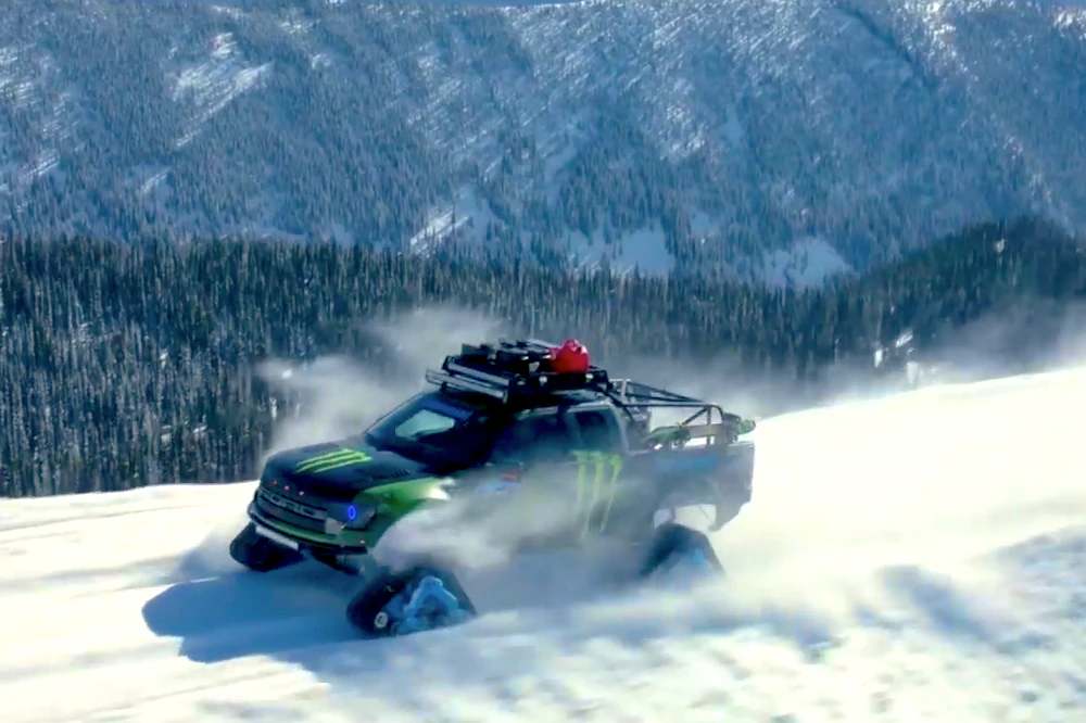 Winter Snow Ford Raptor