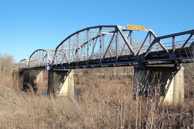 Missouri’s 90-year-old Gasconade River bridge will remain closed due to a lack of funding to repair it or build a new one. Photo credit: James Baughn/bridgehunter.com