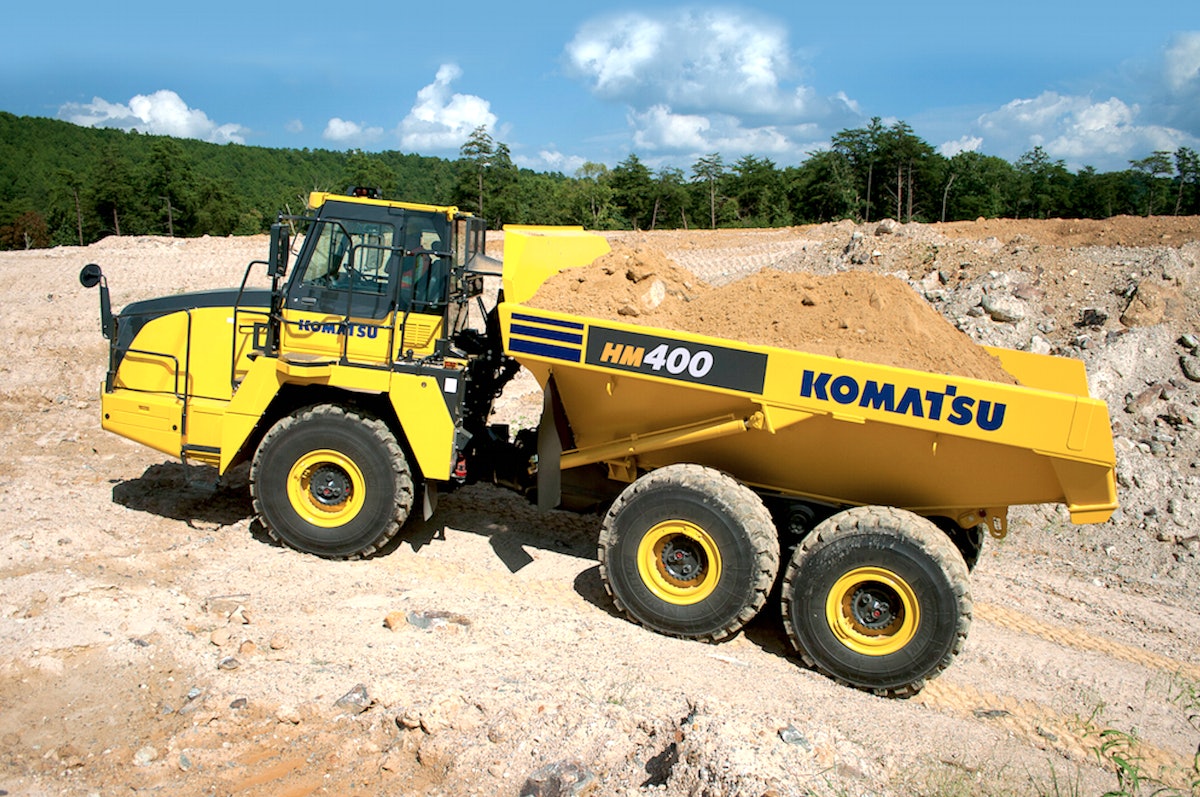 Komatsu launches HM400-5 articulated dump truck | Equipment World