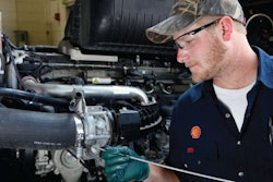oil maintenance mechanic
