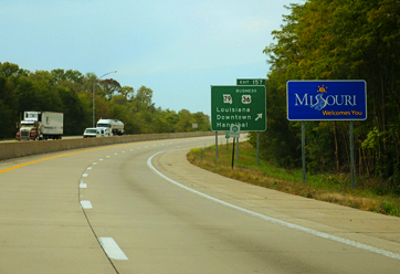 Missouri highway state line