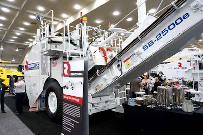 Roadtec’s Shuttle Buggy MTV SB-2500e
