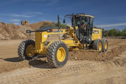 The Komatsu GD655-6 offers a dual-mode transmission and a 21-foot, 4-inch wheelbase.