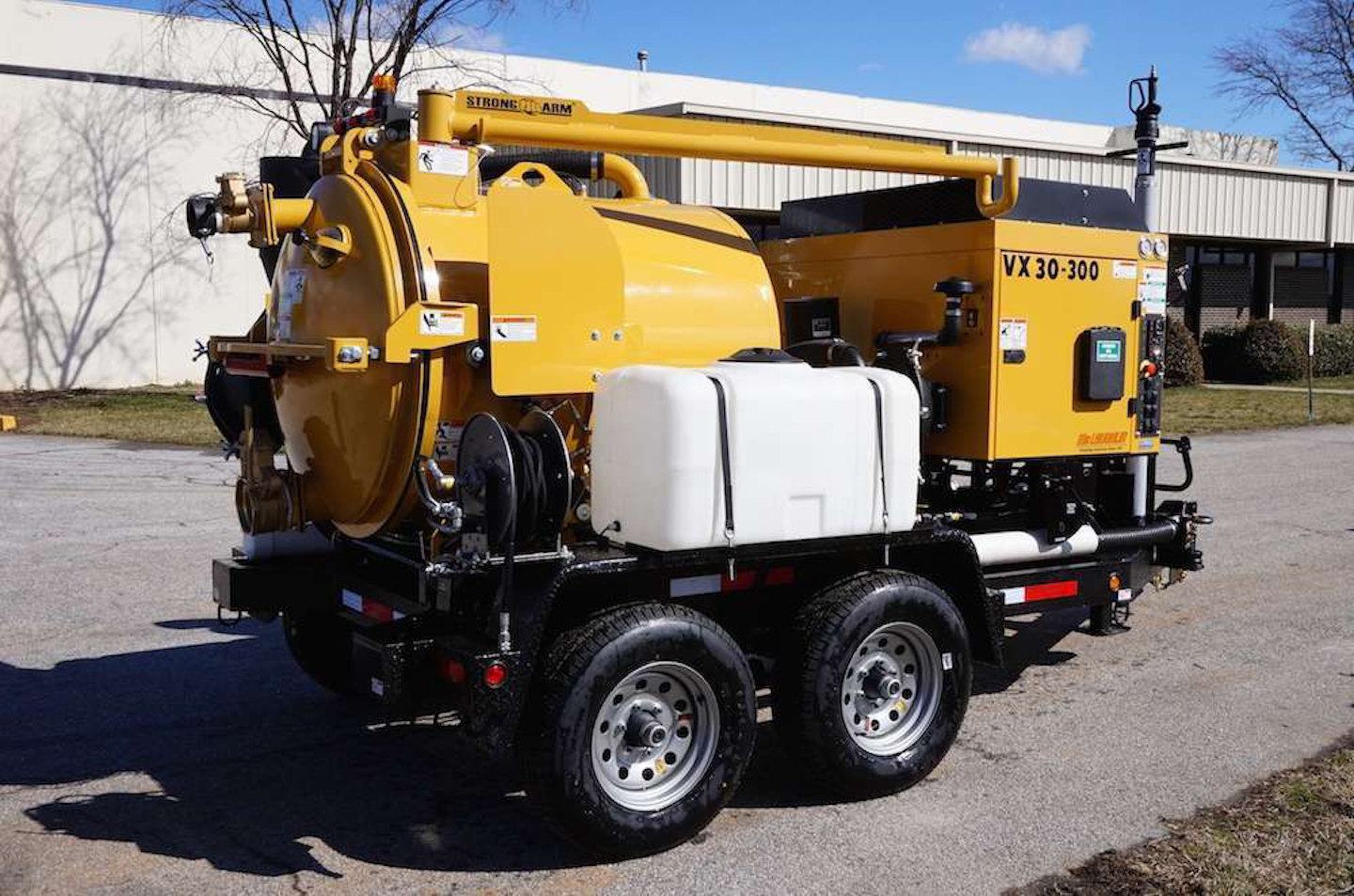 McLaughlin VX30300 vacuum excavator offers big machine features in a