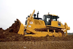 D155AXi-8 action 1