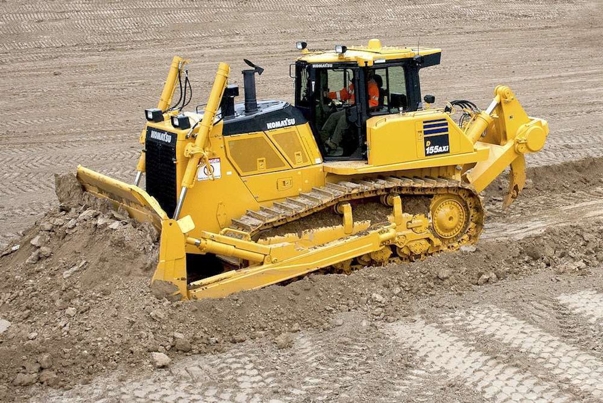 Komatsu unveils the D155AXi-8, its largest semi-automatic