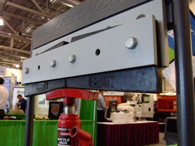 Nordik Move Blades 1