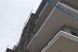 The scene of the fall. Credit: Cameron Fairchild, @CBFairchild/Twitter/KRLD