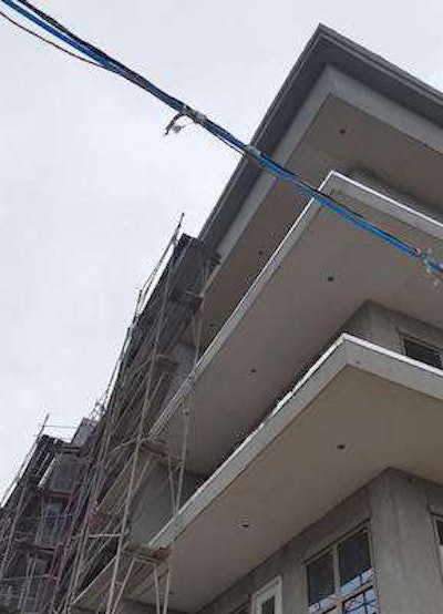 The scene of the fall. Credit: Cameron Fairchild, @CBFairchild/Twitter/KRLD