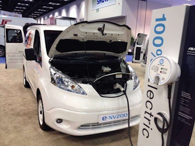 10002712_10201660792181833_773305855_n