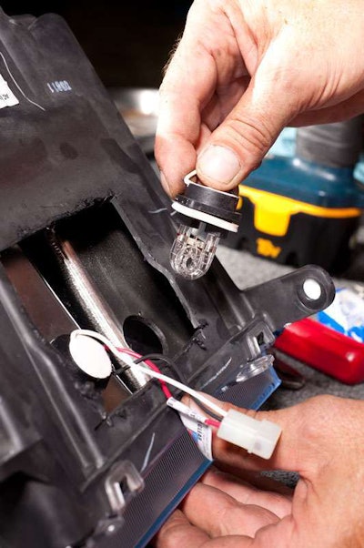 Install the flashtubes in the holes.