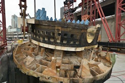 Bertha’s front end, which weighs 2,000 tons, is pulled to the surface. Credit: WSDOT Flickr