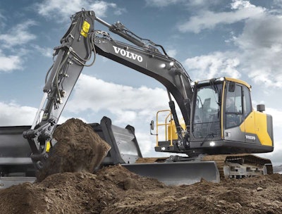 Volvo recently unveiled the EC140E excavator. The company’s North America sales saw a huge jump in the 2Q.
