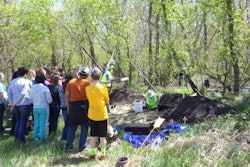 IDOT’s Brennan Dolan talks to Belmond-Klemme school students about archeology and how it relates to highway projects.