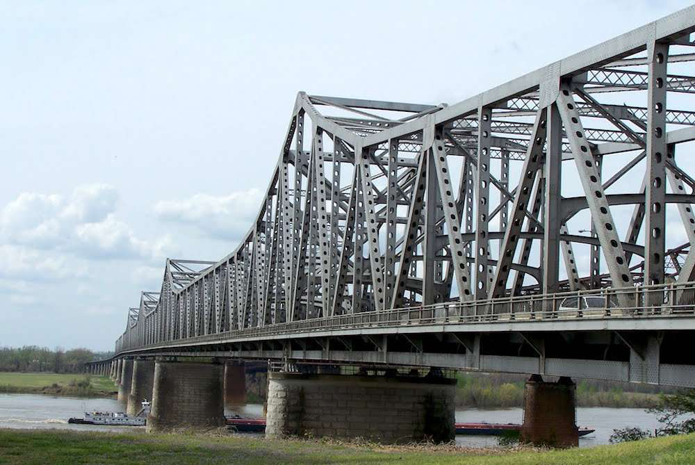 Memphis-Arkansas bridge