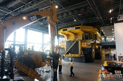 caterpillar-visitors-center2