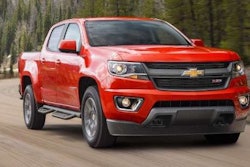 2016-Chevrolet-Colorado-Duramax-TurboDiesel-058 square