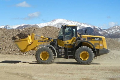 Komatsu WA380-8 action centered