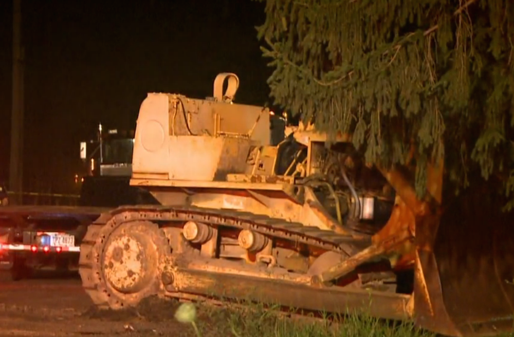 Vintage Dozer Kills 2 People In Freak Accident In Ohio | Equipment World