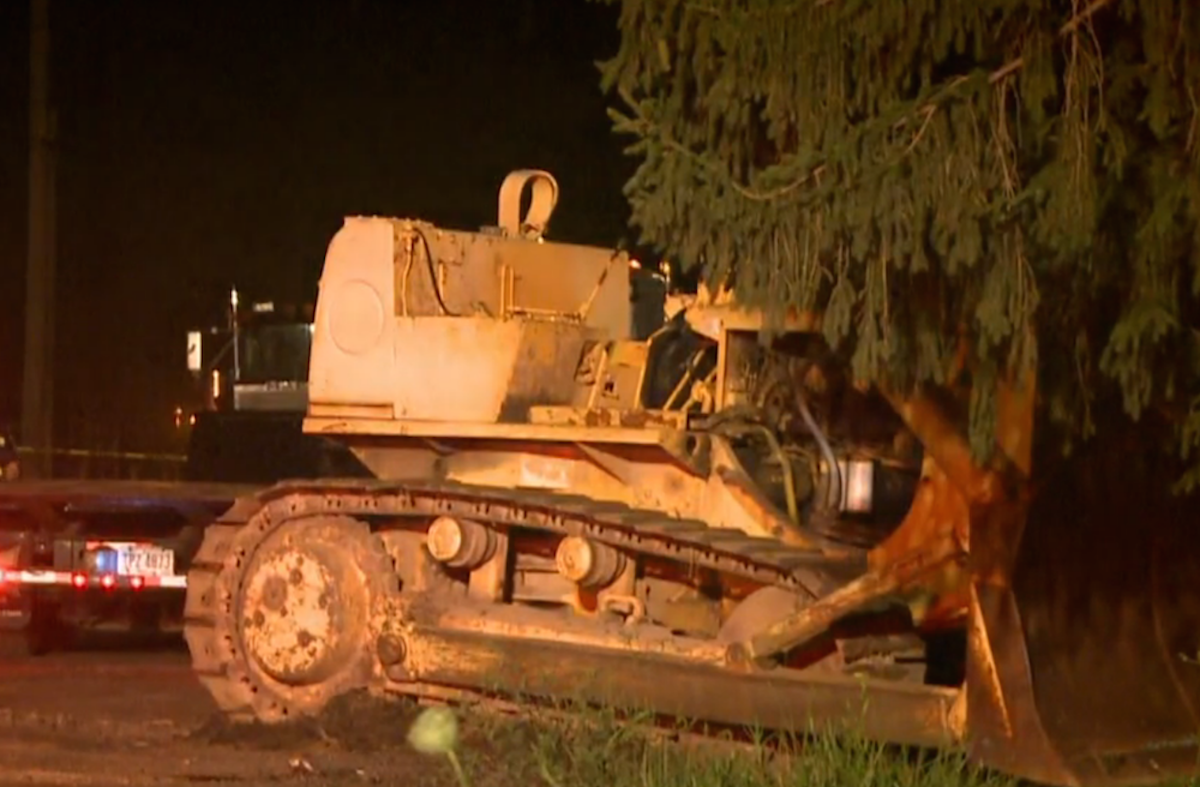 Vintage dozer kills 2 people in freak accident in Ohio Equipment World